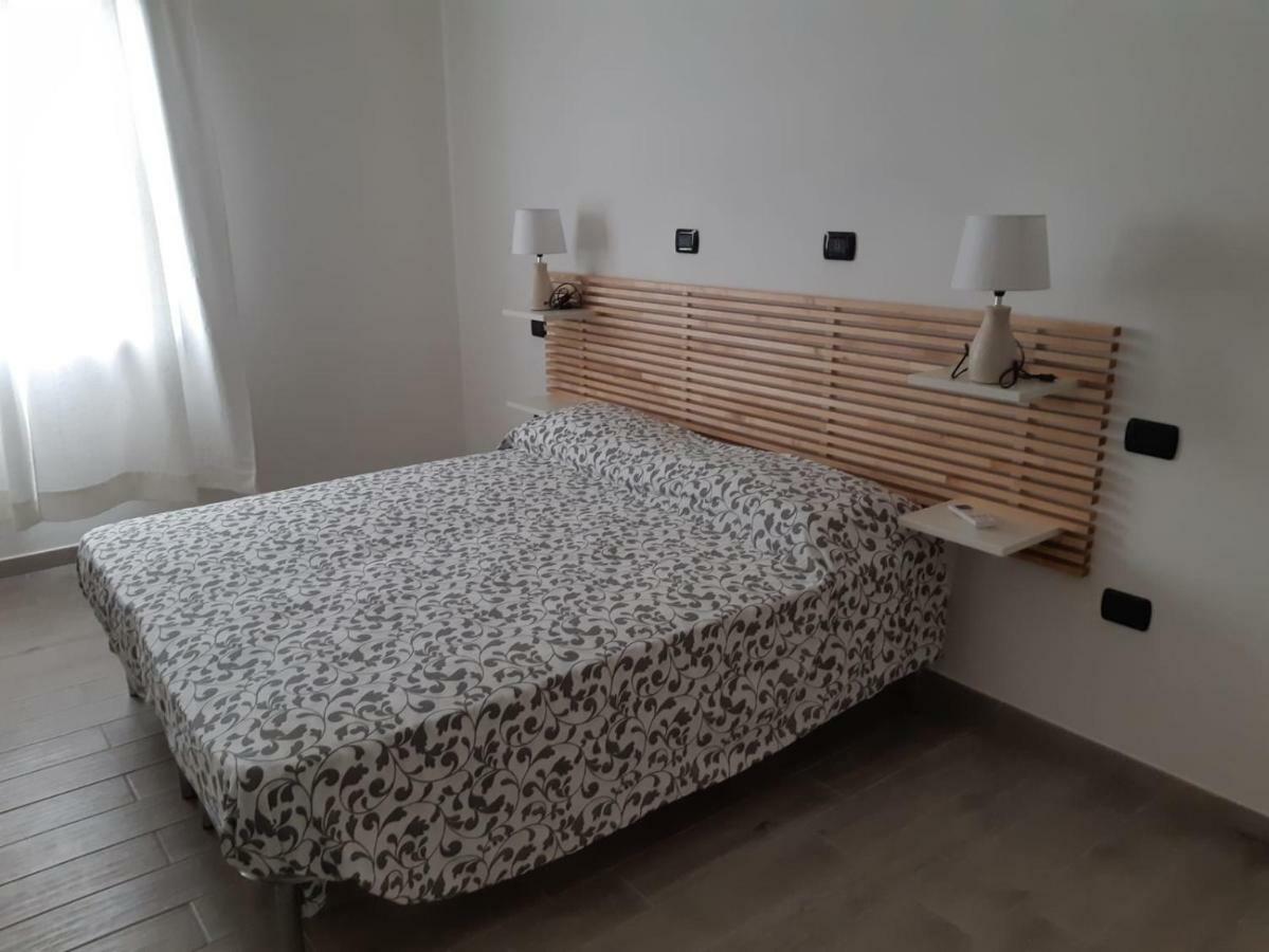 Sa Caladroxa Villa Villa San Pietro Bagian luar foto